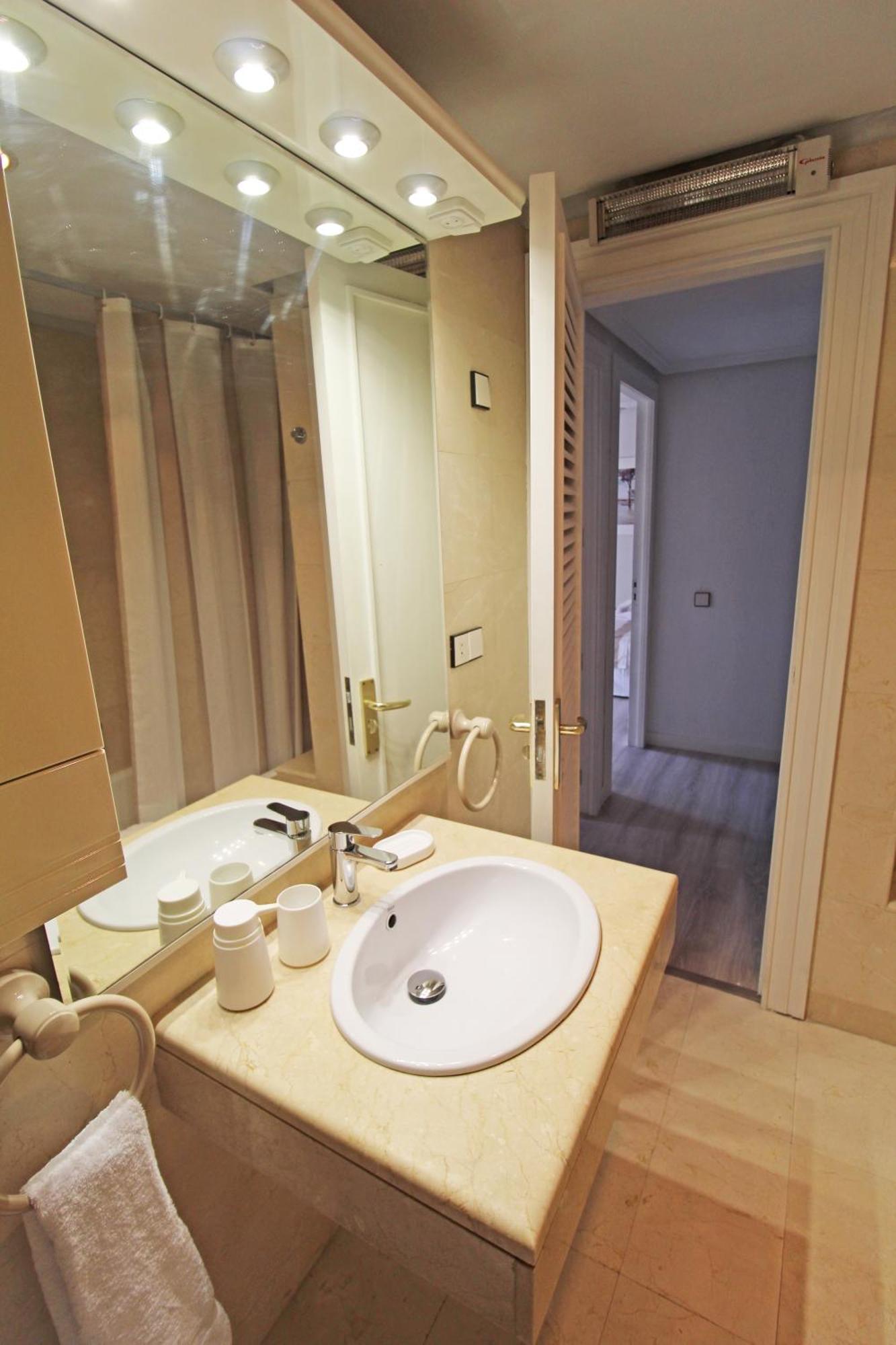 Castle Views. Terrace. Design Style. Ac. Wifi. Refurbished. Supercentric. Alicante Exterior foto